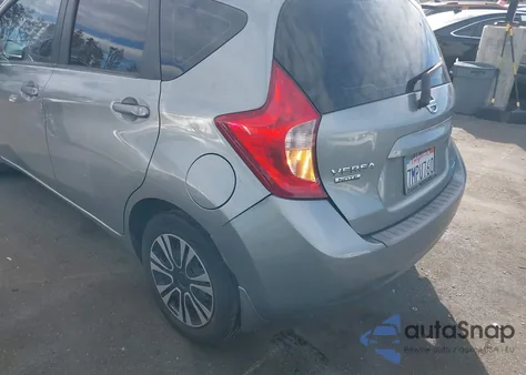 2015 Nissan Versa Note Sv z USA, uszkodzony, nr VIN 3N1CE2CP3FL446791